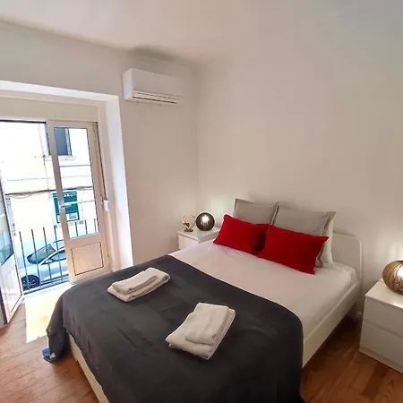 Red Passion Apartment *